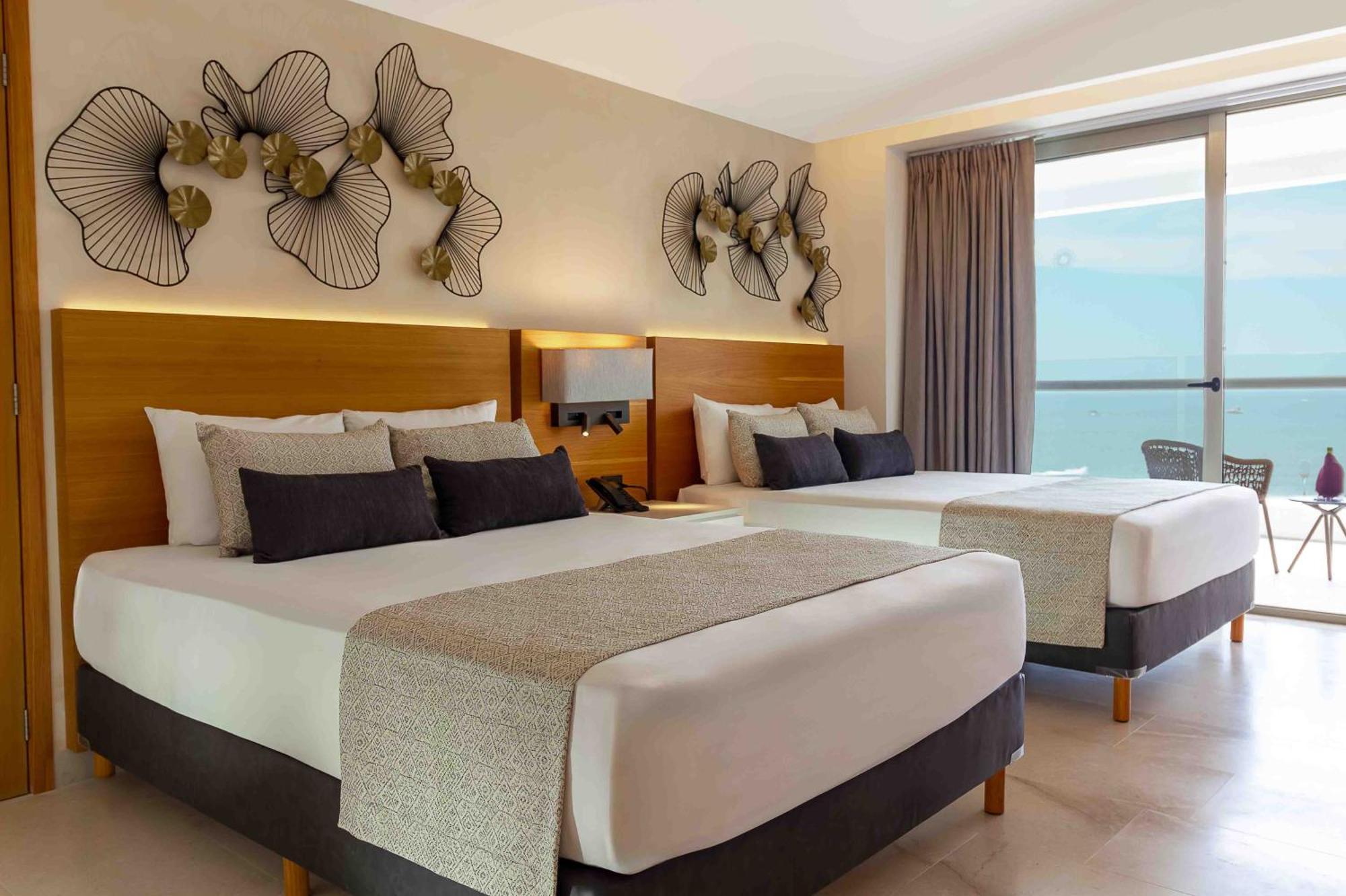 Sunset Plaza Beach Resort&Spa Puerto Vallarta Exterior foto